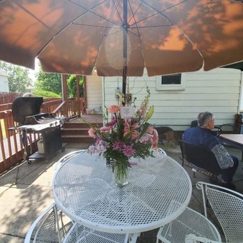 Flowers by Roger - memorial flowers - Florists Near Me - Middletown, Ohio