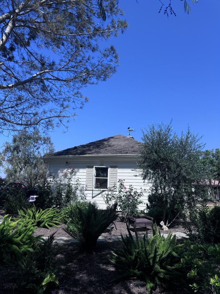 Slide of No Limit Roofing