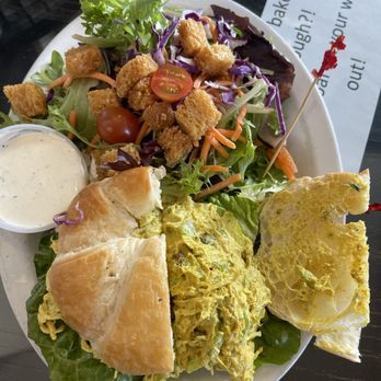 Bella Vita Bistro - Curry Chicken Salad with a side salad. - American Near Me - Carson City, Nevada
