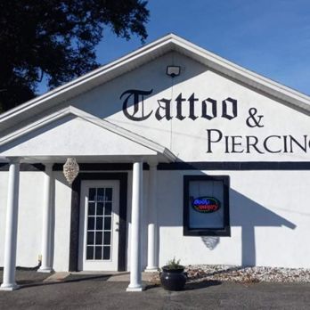 Blackbeard Tattoo & Piercing - Outside of the shop - Tattoo Near Me - Fernandina Beach, Florida Blackbeard Tattoo & Piercing - Outside of the shop - Tattoo Near Me - Fernandina Beach, Florida