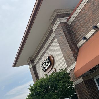 Dengeos - Italian Near Me - Glenview, Illinois