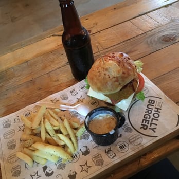 Nómadas - Hamburgesa Arnold de Holly Burger...? - Food Trucks Near Me - Zapopan, JAL