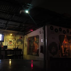 DeLorean Bar