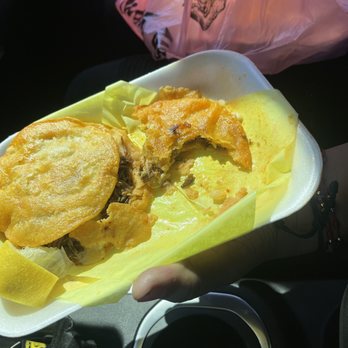 Birrieria Estrada - Food Trucks Near Me - Compton, California