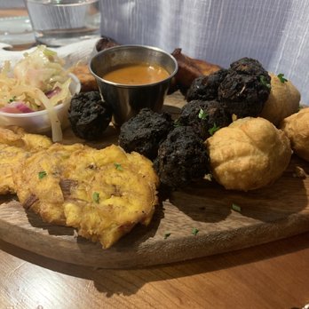 Boukan - Vegan plate - Burgers Near Me - Toronto, Ontario