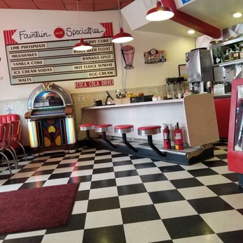 Busy Bee Cafe - Diners Near Me - Ventura, California