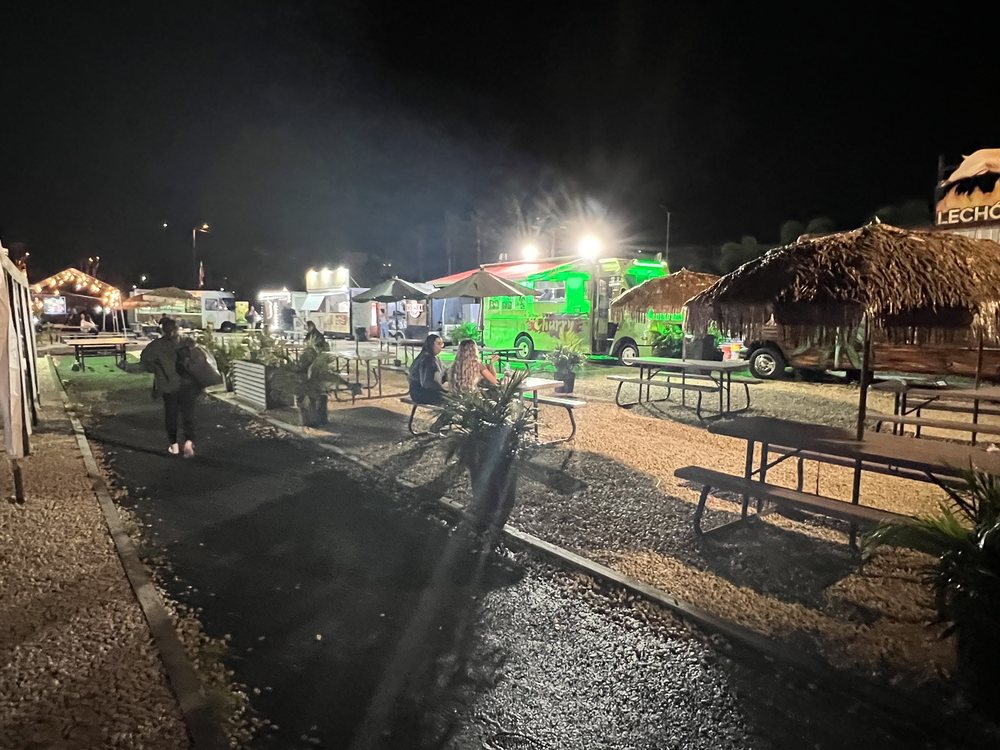 GUAYNABO FOOD TRUCK PARK PR199 S/N, Guaynabo, Puerto Rico Food