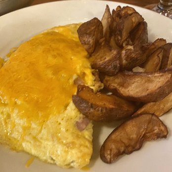 Kona Cafe - Ham and cheese omelet - Sushi Bars Near Me - Lake Buena Vista, Florida