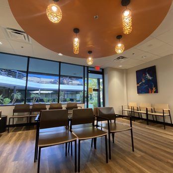 Camelback Pediatrics - Well entrance lobby - Pediatricians Near Me - Phoenix, Arizona Camelback Pediatrics - Well entrance lobby - Pediatricians Near Me - Phoenix, Arizona