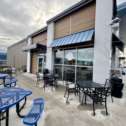 Joe Donut-Itasca - Outside