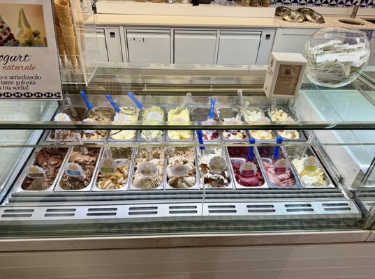 Pasticceria Sal De Riso by null