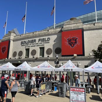 Chicago Bears - Soldier field at 945am - Professional Sports Teams Near Me