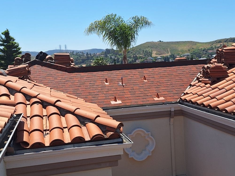 Slide of Skyridge Roofing