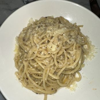 La Pecora Bianca - Cacio e Pepe - Bars Near Me - New York, New York La Pecora Bianca - Cacio e Pepe - Bars Near Me - New York, New York