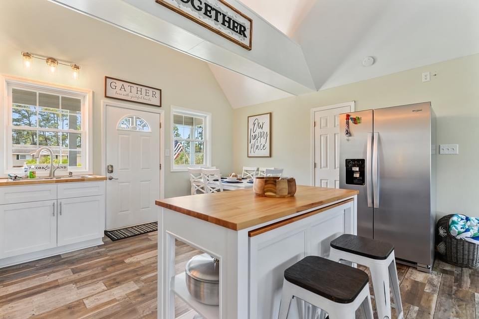 THE NEW GETAWAY Updated June 2024 17 Photos 3521 Suzanne Ave