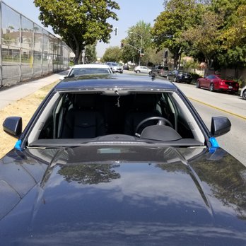 Alex's auto glass - Windshield removed - Auto Glass Services Near Me - Panorama city, California Alex's auto glass - Windshield removed - Auto Glass Services Near Me - Panorama city, California