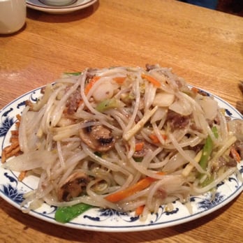 Hong Kong Restaurant - Beef chow mein - Chinese Near Me - Astoria, Oregon Hong Kong Restaurant - Beef chow mein - Chinese Near Me - Astoria, Oregon