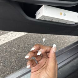 Deluxe Nails & Spa