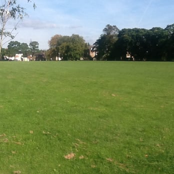 Watford Fields - Parks Near Me - Watford, HRT
