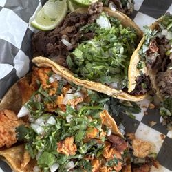 Los Cuatro Hermanos - Steak taco chicken tacos