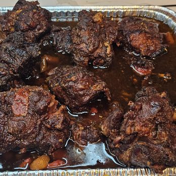 Smokin Buster's BBQ - Caterers Near Me