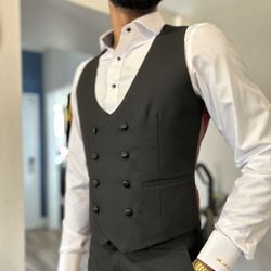 Onyx Custom Suiting