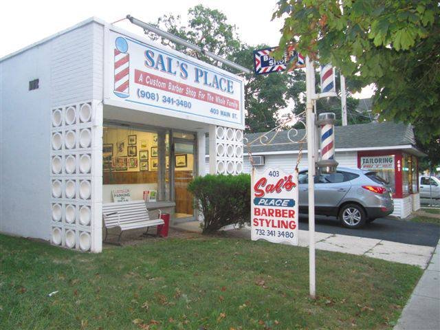 Sal's Place Barber Styling Logo