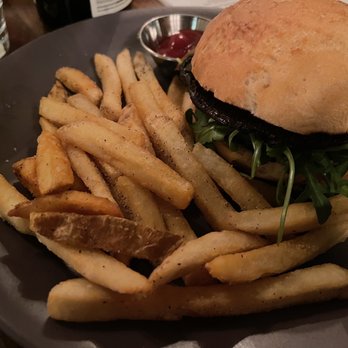 Franklin Social - Mushroom burger - Cocktail Bars Near Me - Jersey City, New Jersey