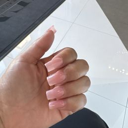 Love this nail salon! Amazing service. Great Staff. Love this nail salon! Amazing service. Great Staff.