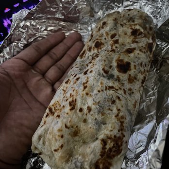 Tacos Los Primos - Regular Burritos - Food Trucks Near Me - Arlington, Virginia
