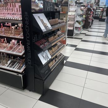 SEPHORA - Cosmetics & Beauty Supply Near Me - Friendswood, Texas