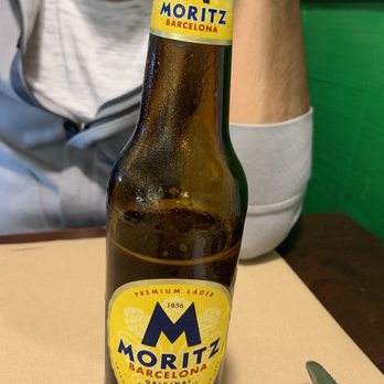 Vegetalia - Moritz- a local beer - Vegetarian Near Me - Barcelona, B