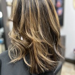 Hair by Veronica Arriaga - Caramel bayalage approached by teasylights.