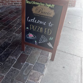Pizza Ed - Sign in entranceway - Pizza Near Me - Guntersville, Alabama Pizza Ed - Sign in entranceway - Pizza Near Me - Guntersville, Alabama