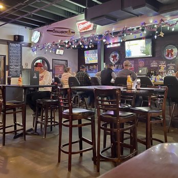 Flowing Tide Pub 4 - Dining Bar area - Sports Bars Near Me - Sparks, Nevada