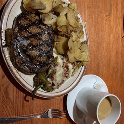 K-Bob's Steakhouse - 10oz ribeye