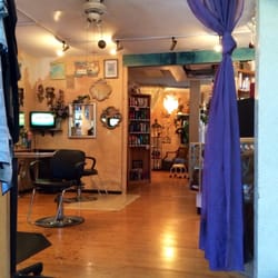 Leo Thomas Salon & Spa