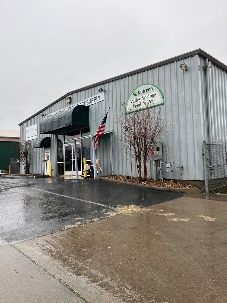 VALLEY SPRINGS FEED & PET SUPPLY Updated September 2024 11 Photos