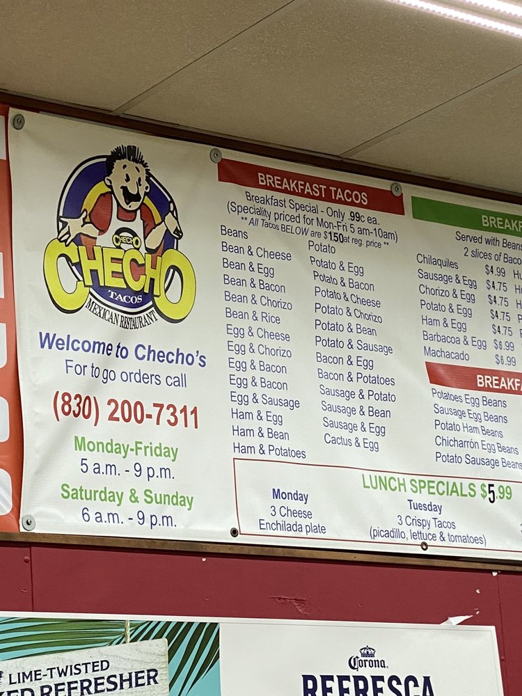 Food from Checho Tacos