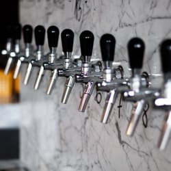 Browar Stu Mostów - Brewery and Taproom - Pub Browaru Stu Mostów
