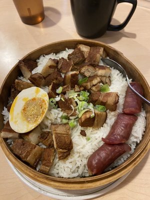 Taiwan Noodle by null