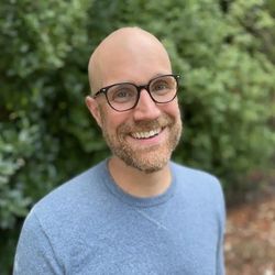 Ben Fedewa, DPT, OCS--expert PT in SF FiDi. Specializes in running injuries, sports rehab & post-surgical recovery with 1:1 care.