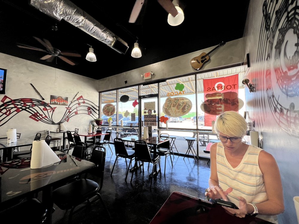 Banderos Mexican Food