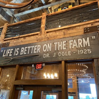 Five Oaks Farm Kitchen - Inside - Breakfast & Brunch Near Me - Sevierville, Tennessee