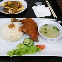 Pondok Daun Restaurant - Fried chicken with spicy sauce, ayam belado.