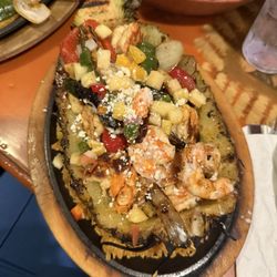 Papas and Beer - Pineapple Fajita