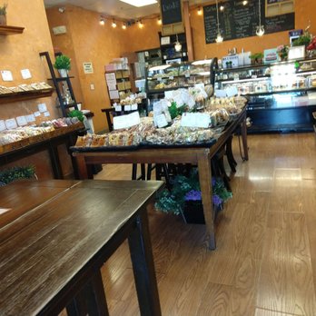 Crown Bakery - Large selection of pastries, including loaves of bread, cakes, macarons - Bakeries Near Me - Las Vegas, Nevada