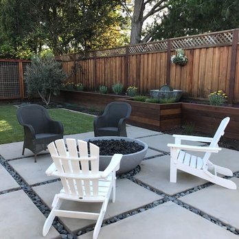 Willoughby Construction - After retaining wall, concrete pavers and fire pit have been installed. - General Contractors Near Me - Napa, California Willoughby Construction - After retaining wall, concrete pavers and fire pit have been installed. - General Contractors Near Me - Napa, California