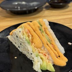 Watami Revolving Sushi Bar - Sushi sandwich 6pcs