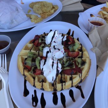 Happiness Cafe - Waffle with Fruit - Ice Cream & Frozen Yogurt Near Me - San Jose, California